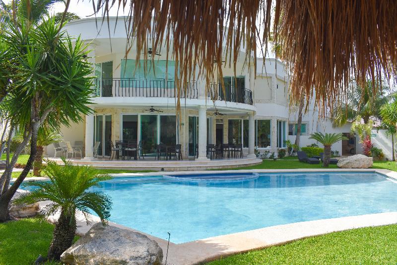Villa Palmeras Канкун Екстериор снимка